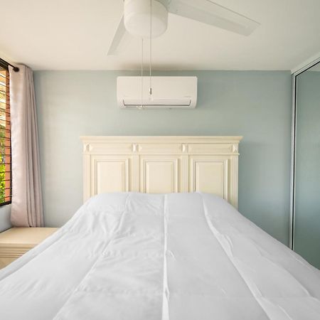 Blue Water Beach Villa 卢基约 外观 照片