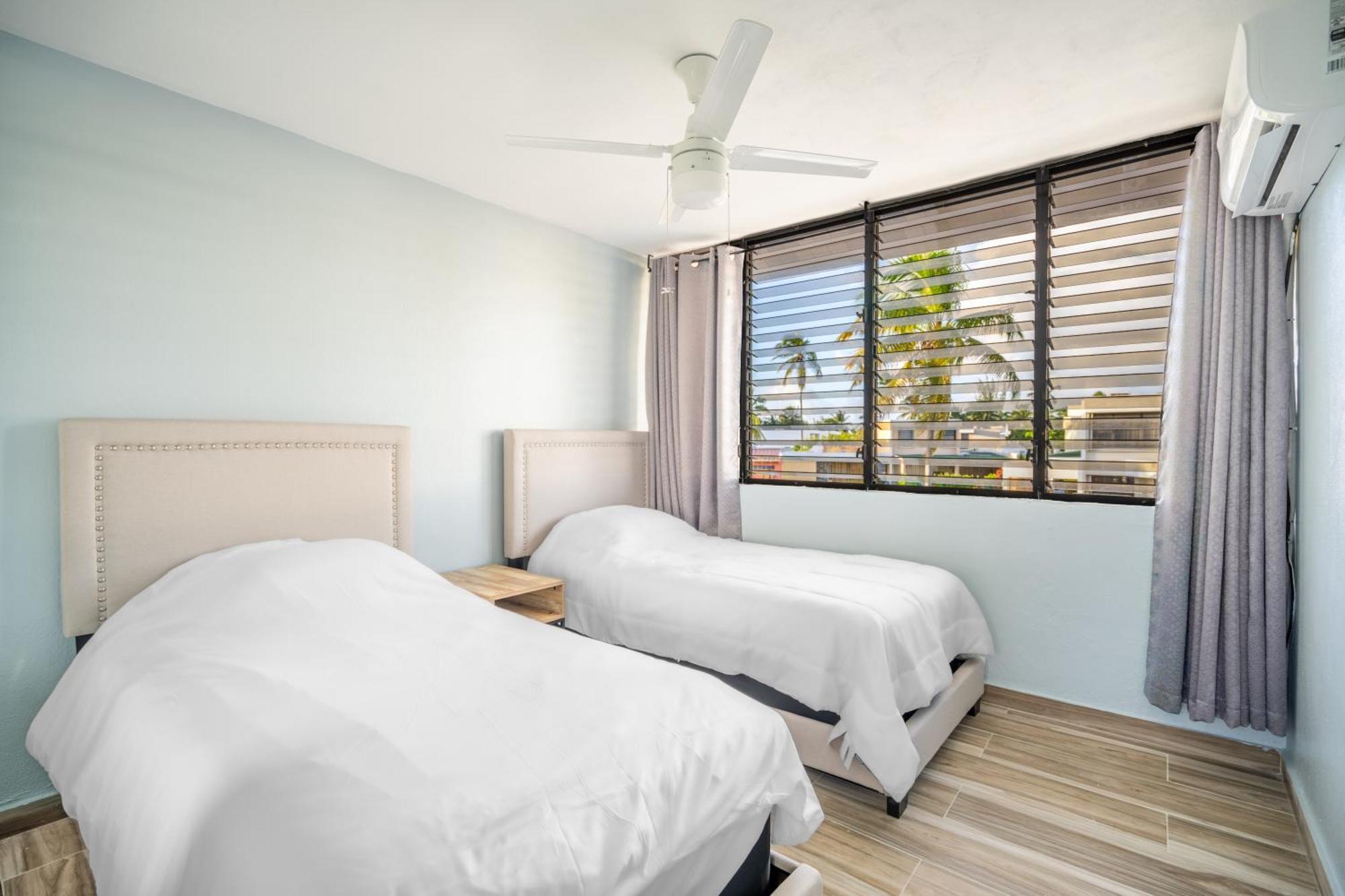 Blue Water Beach Villa 卢基约 外观 照片