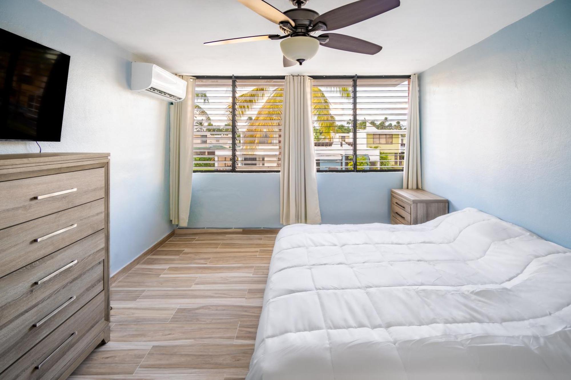 Blue Water Beach Villa 卢基约 外观 照片